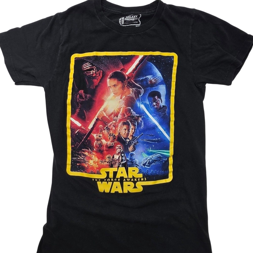 Star Wars Galaxy Premiere Collection The Force Awakens Black Graphic T-Shirt S